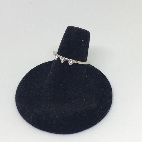 Fashion Rings, Lot of Four - Picture 5 of 5